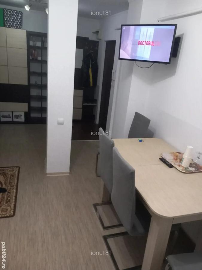 Inchiriez apartament 2 camere - 6