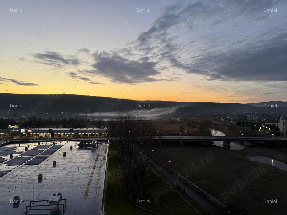 Vand apartament 3 camere - 1