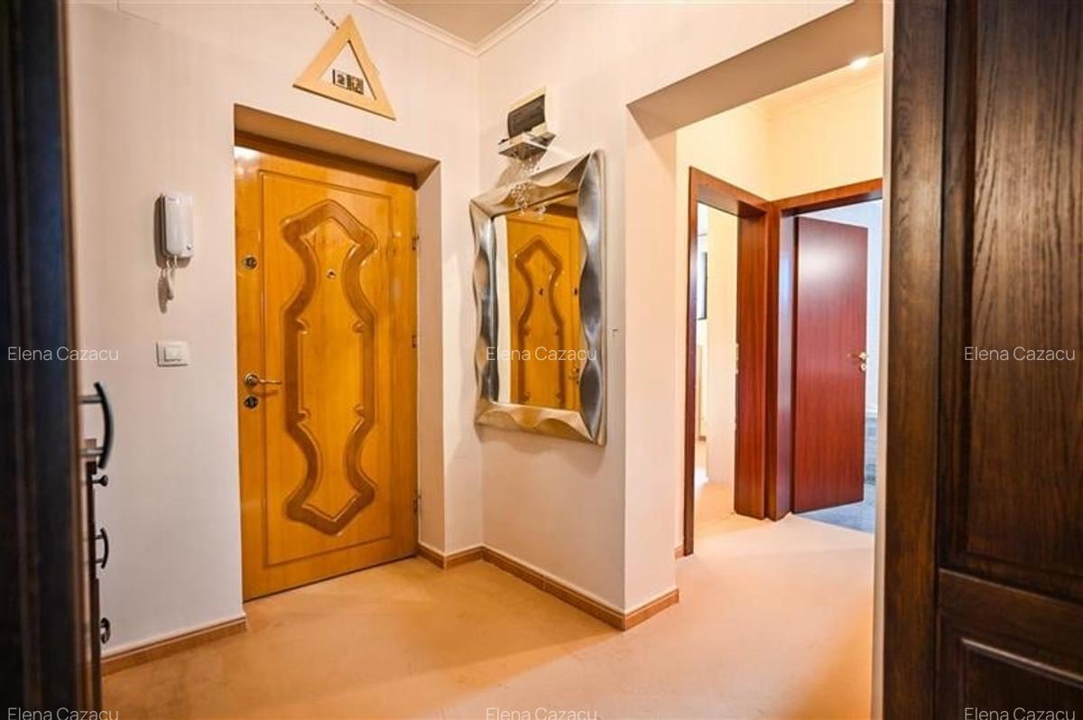 Apartament cu 3 camere decomandat, mobilat în Poiana Brașov - 11