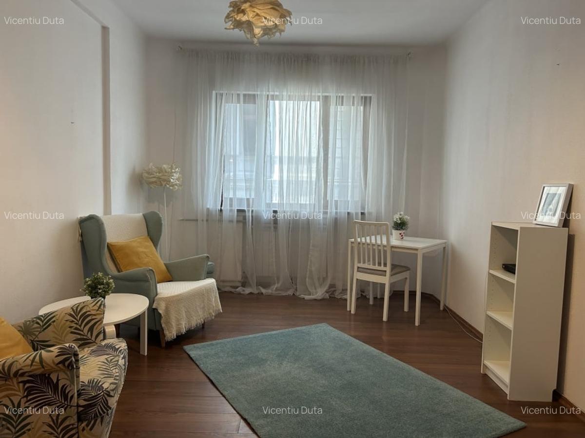 Inchiriere garsoniera Piata Amzei - 3