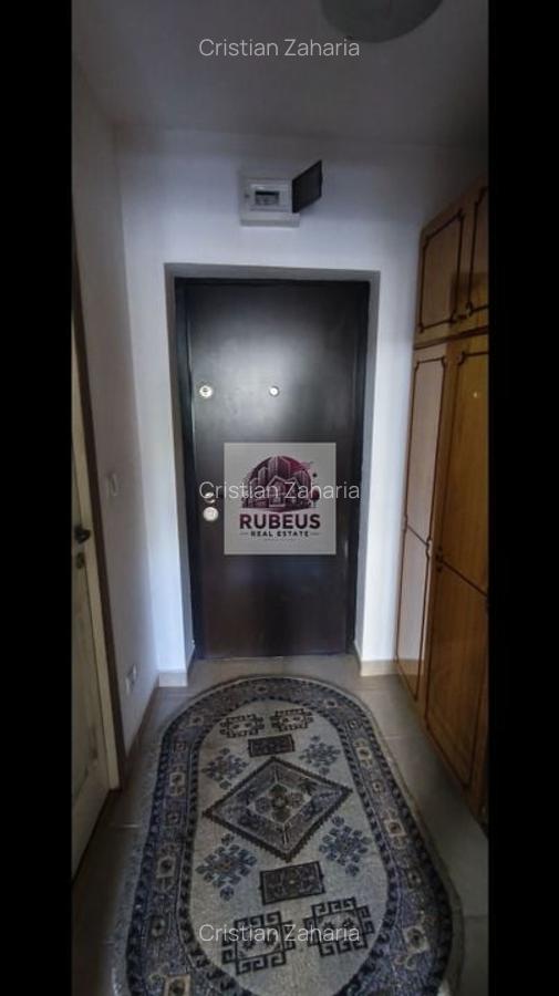 Garsoniera 27 mp + logie - 2