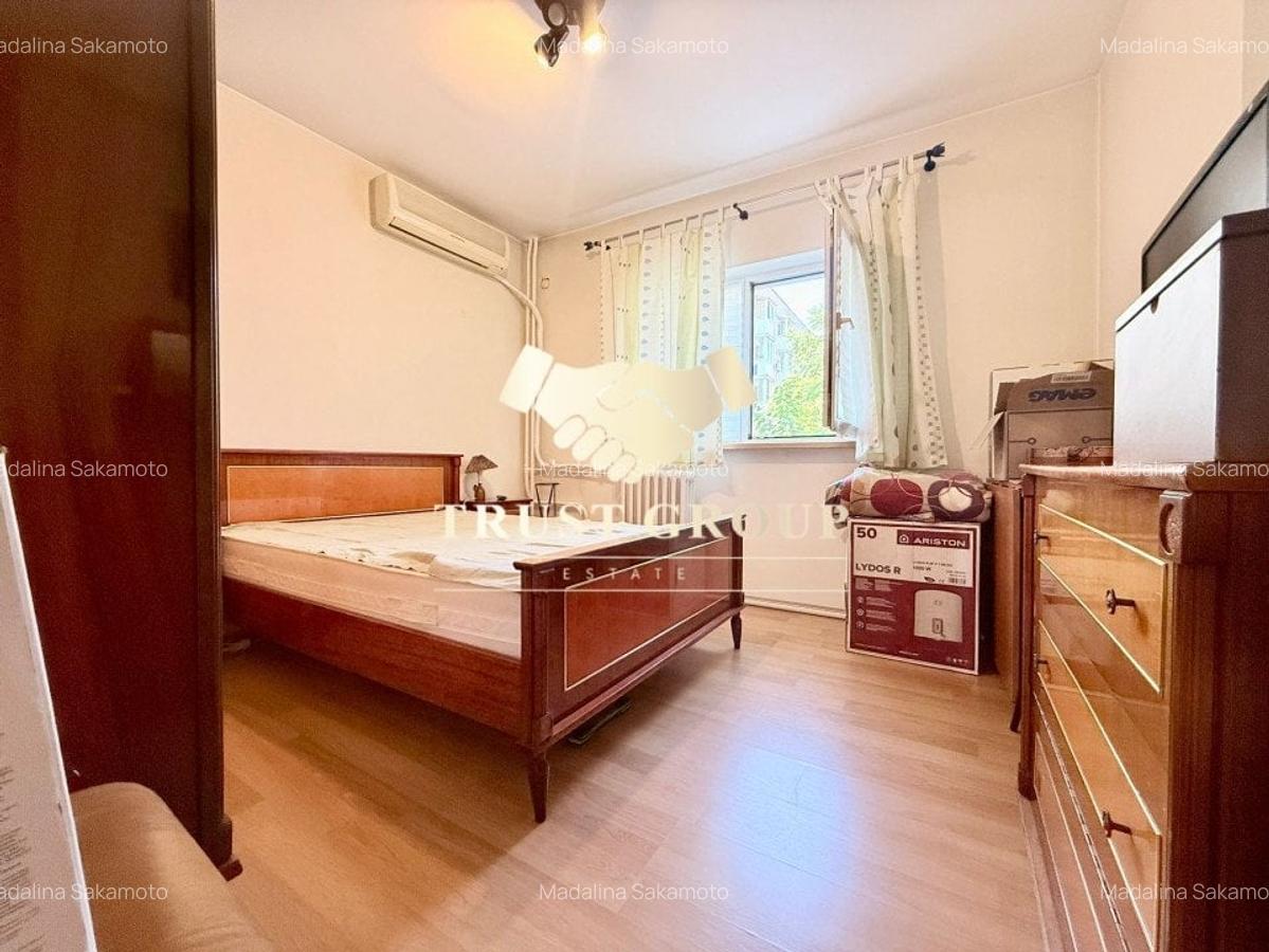 Apartament cu 4 camere decomandat în P-ța Victoriei - 16