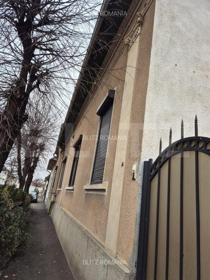 Casa de vanzare, curte comuna cu 1 locatar, 110 mp, zona ultracentrala - 7