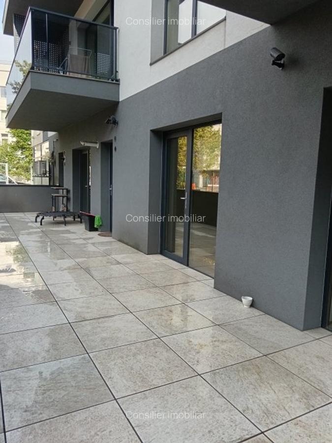 APARTAMENT PRETABIL PENTRU BIROURI -  ZONA PORSCHE ENGINEERING -  3 CAMERE - 8
