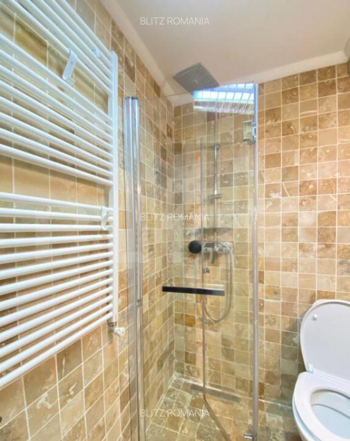 Studio modern in Poiana Bra?ov, mutare imediata sau inves - 16