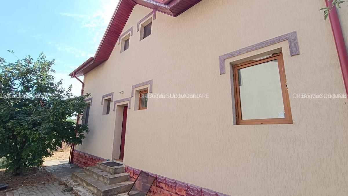Casa individuala - 6 Camere - 213 mp utili - 561 mp teren - 4