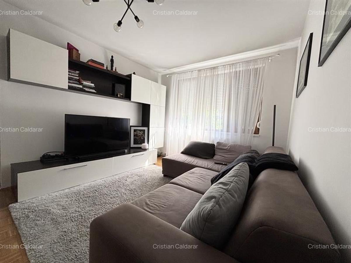 Apartament cu 2 camere semidecomandat în Spitalul Județean - 1