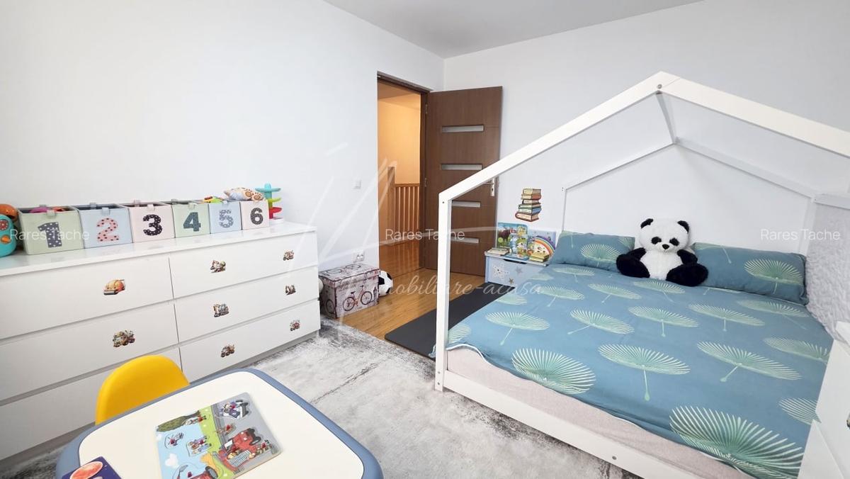 Stil, confort si liniste - casa perfecta pentru familia ta - 10