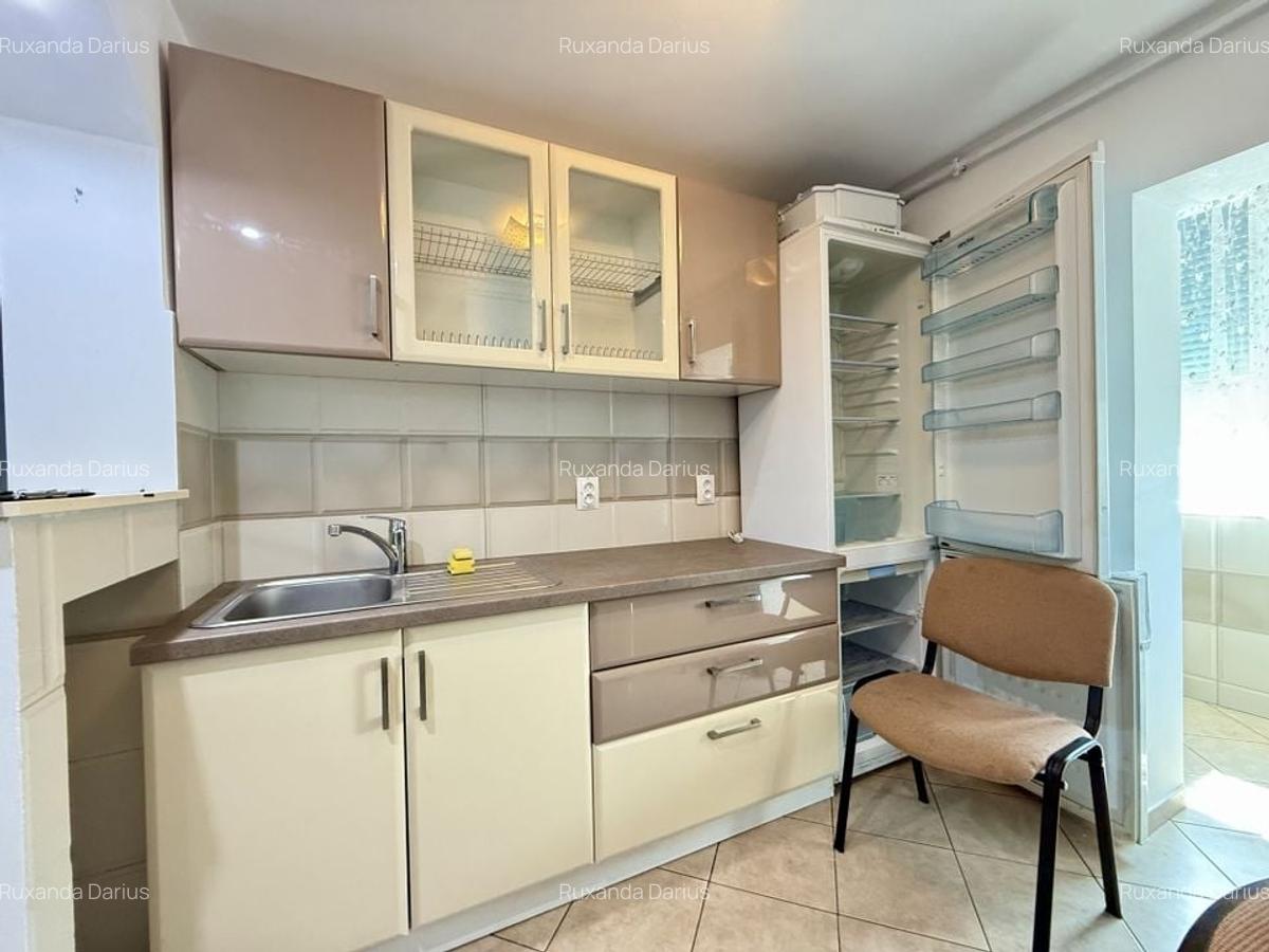 Apartament spatios cu 2 dormitoare   |   Zona Soarelui - 3