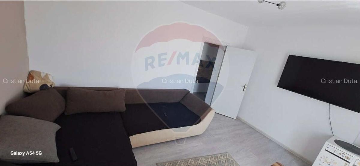 Apartament cu Doua Camere de Vanzare - Sector 6, Drumul Ciorogarla - 5