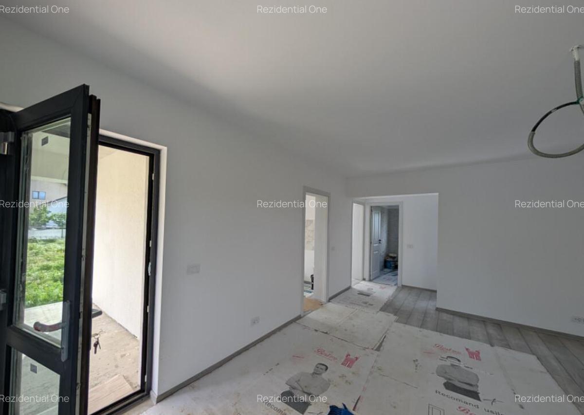 Casa cu garaj Lilieci- teren 540m, canalizare, apa, gaz. - 3