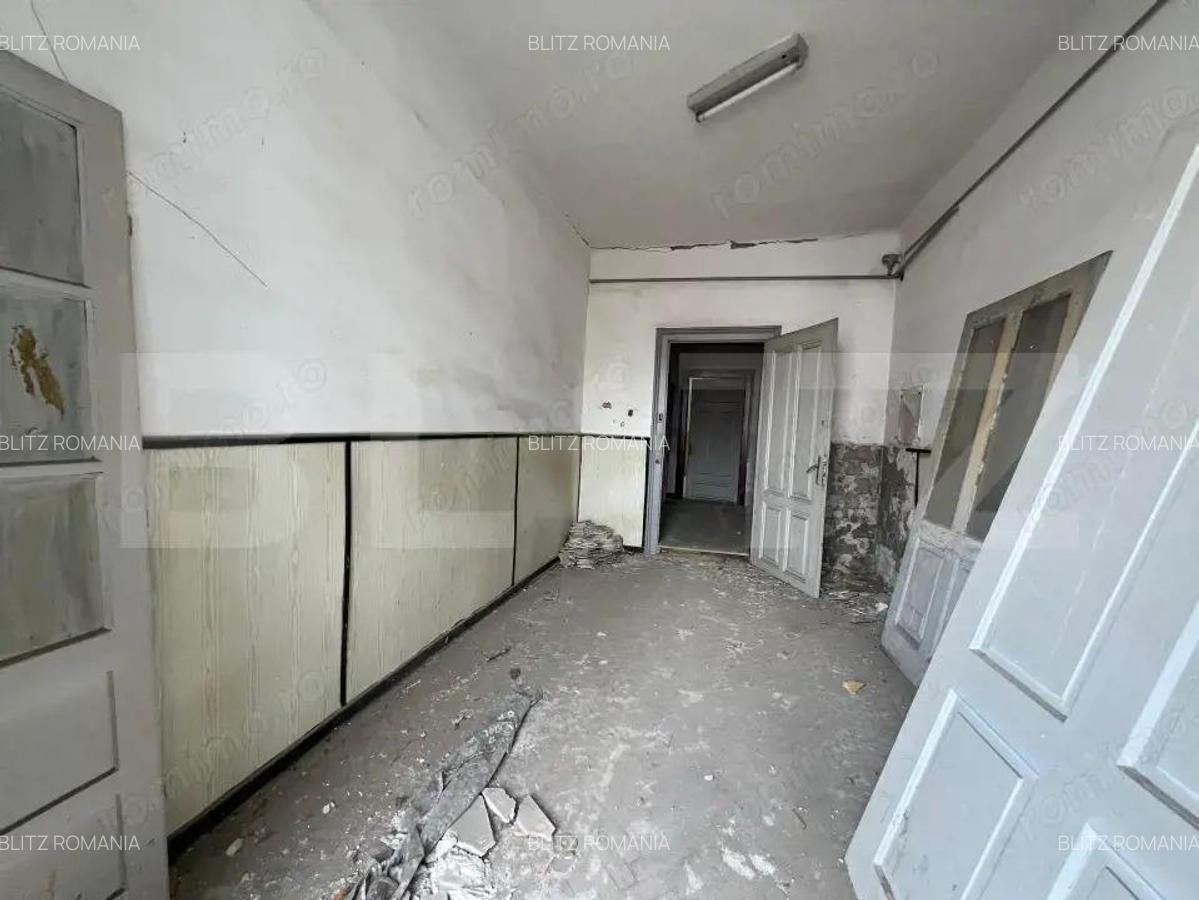 Hotel cu 44 camere, renovabil, pozi?ionat ultracentral oportunitate - 7
