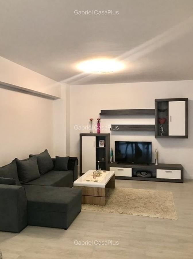 Apartament cu 2 camere decomandat în Palat - 4