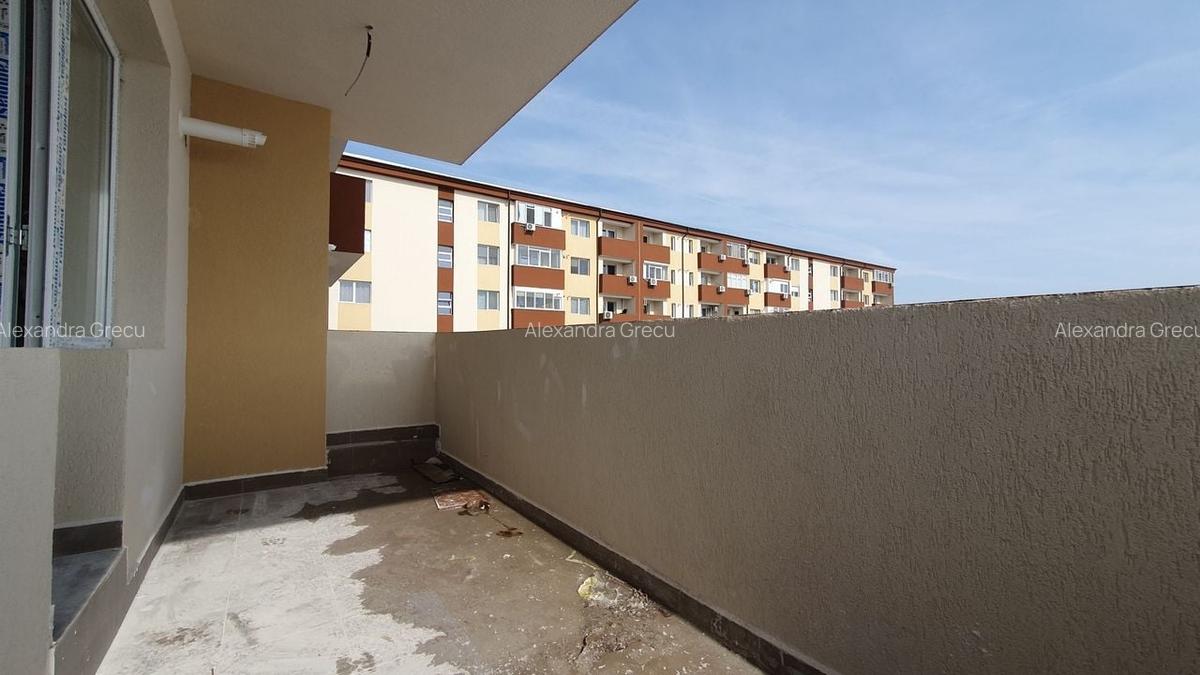 Apartament cu 3 camere decomandat în Apărătorii Patriei - 15