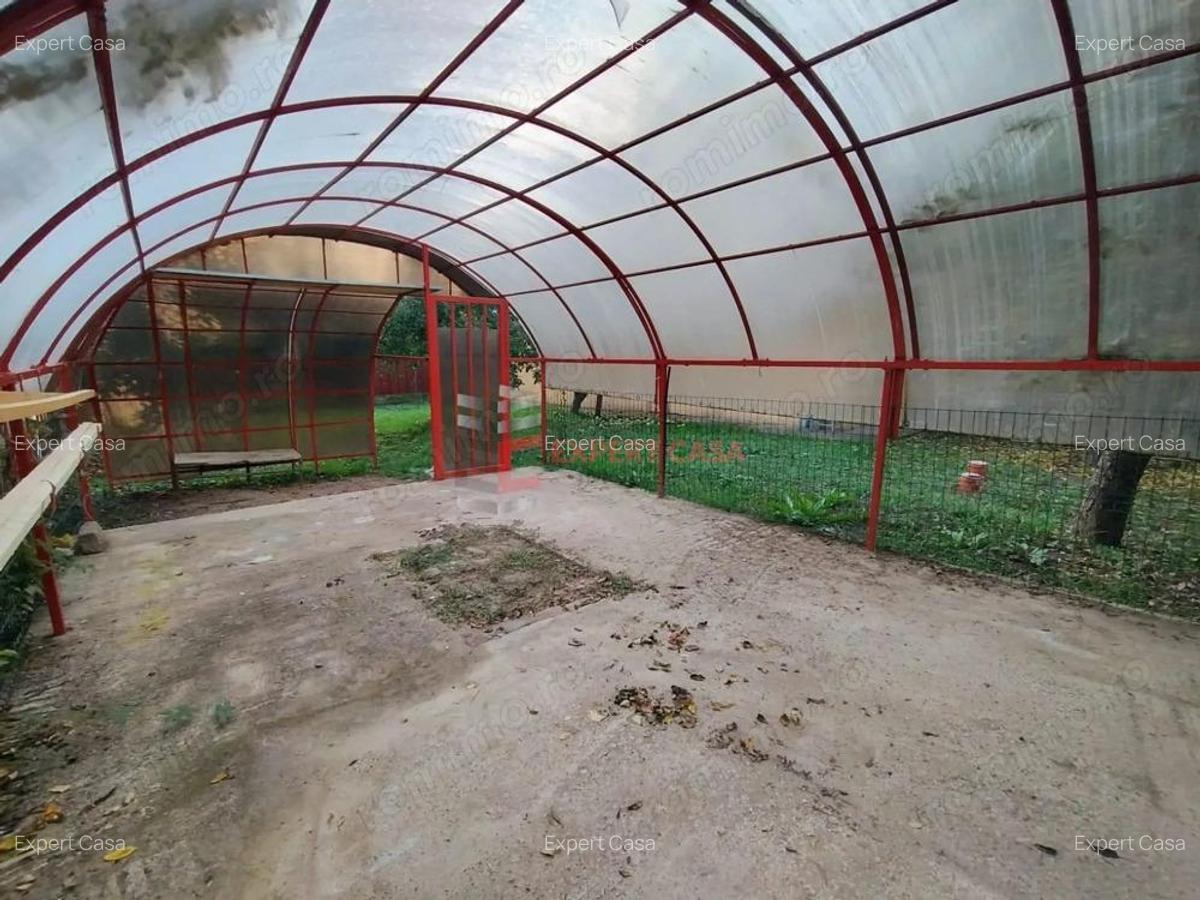 Casa si teren - 10 Casa si teren - 10