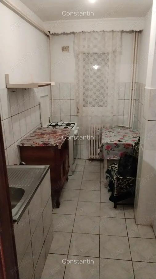 Vand apartament 2 camere decomandat Narcisa Bacau - 8