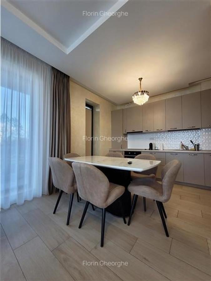 Apartament Lake On Mamaia, 3 camere, 110 mp,  Vedere Spectaculoasa Spre Lac - 2