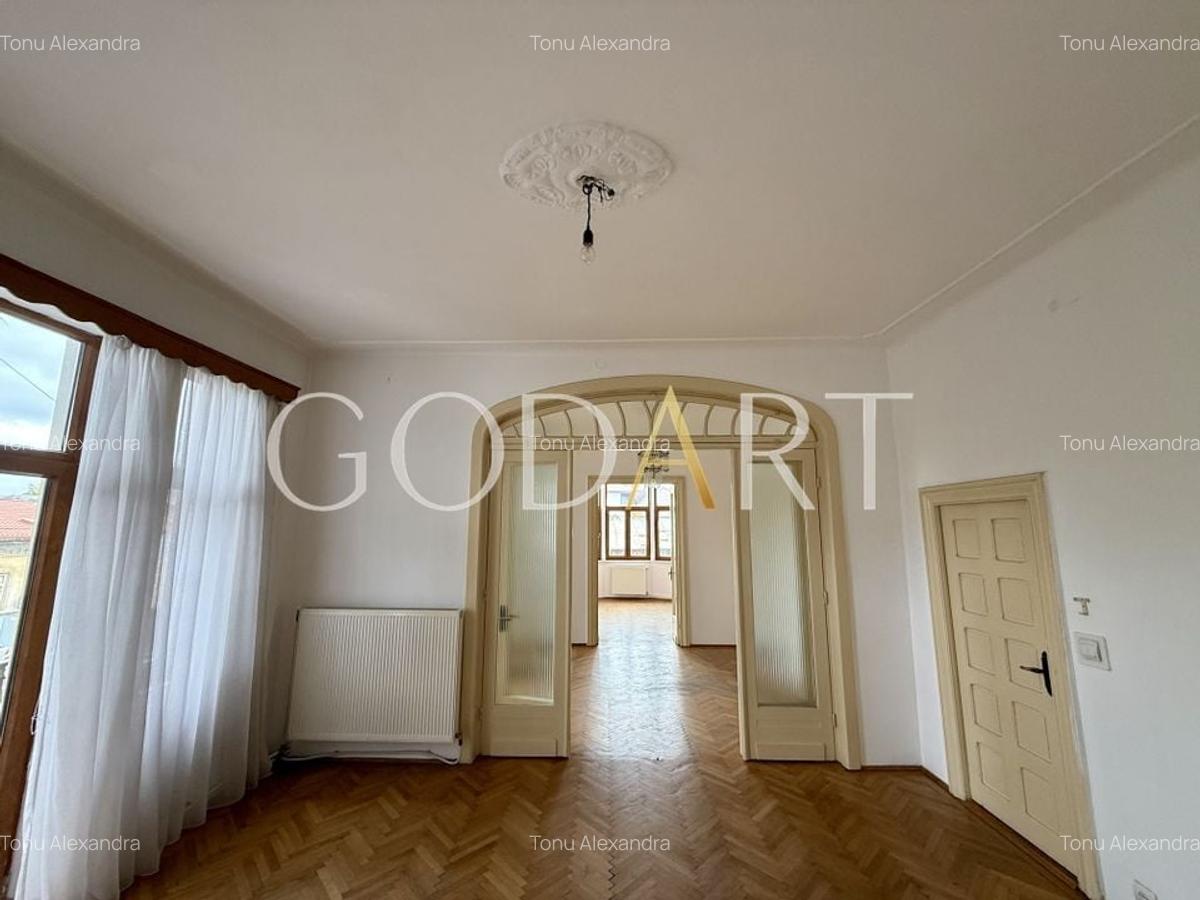 Apartament in vila interbelica | singur pe etaj - 3