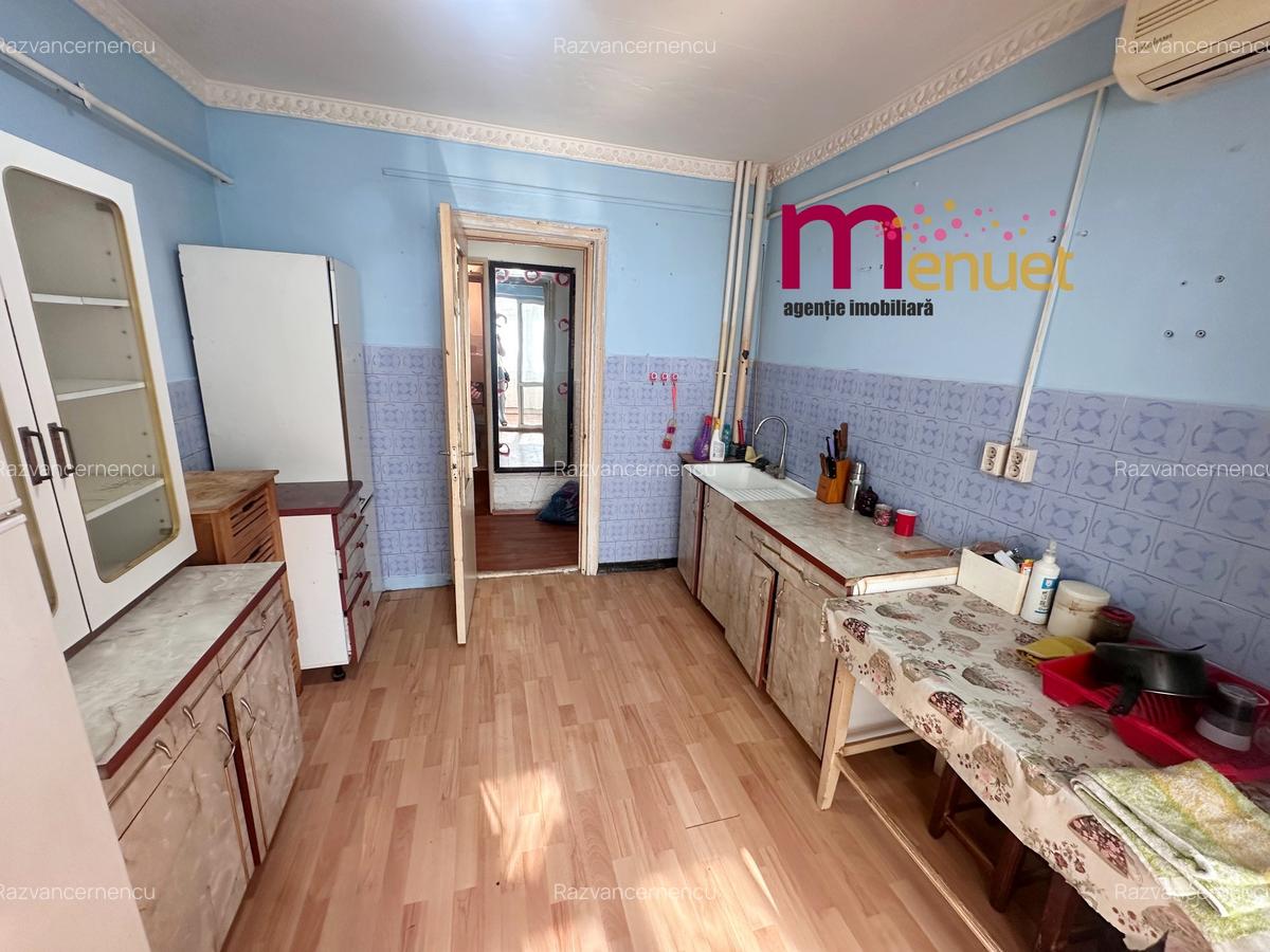 Apartament 3 camere,zona Vest,parter inalt - 5