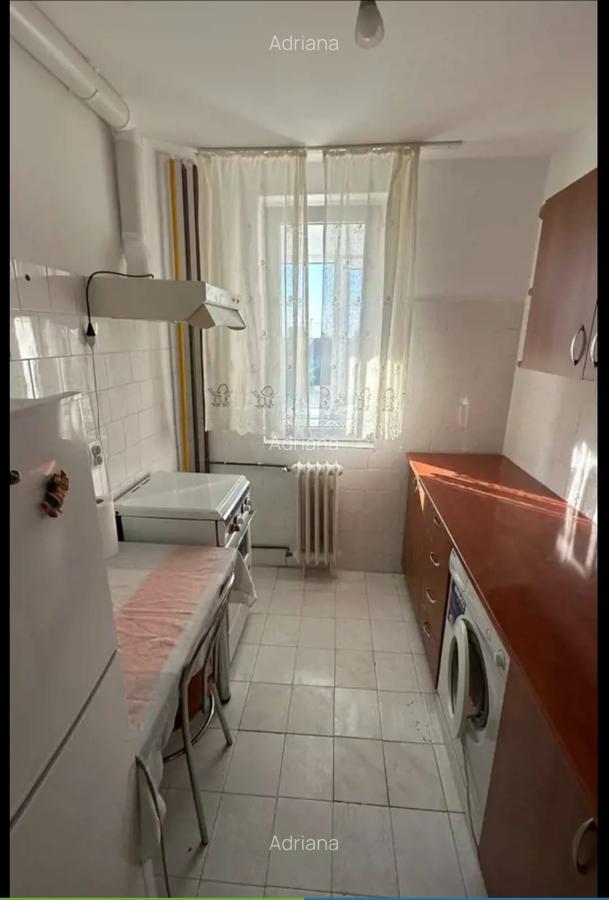 Apartament cu 2 camere semidecomandat, mobilat în Circumvalațiunii - 1