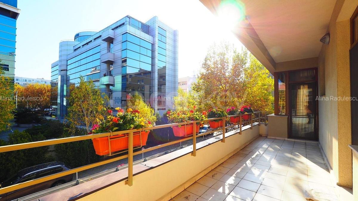 Apartament cu 4 camere decomandat, mobilat în Herăstrău - 16