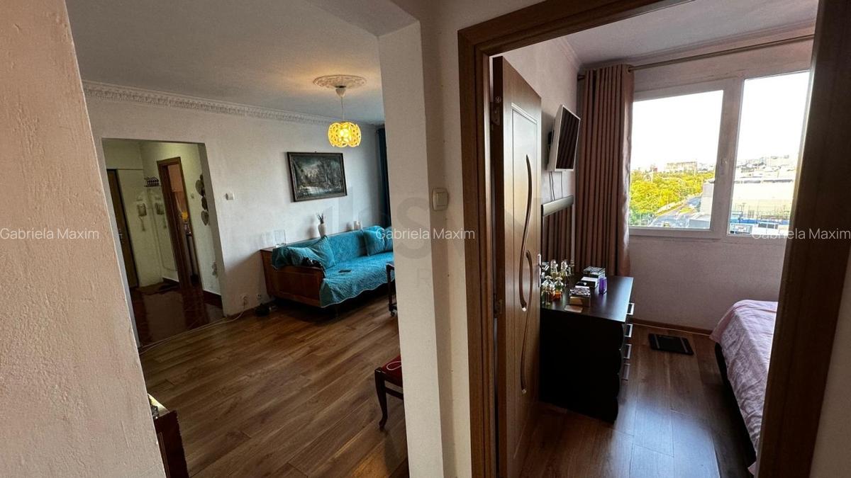 Apartament cu 3 camere decomandat în Bucur Obor - 2