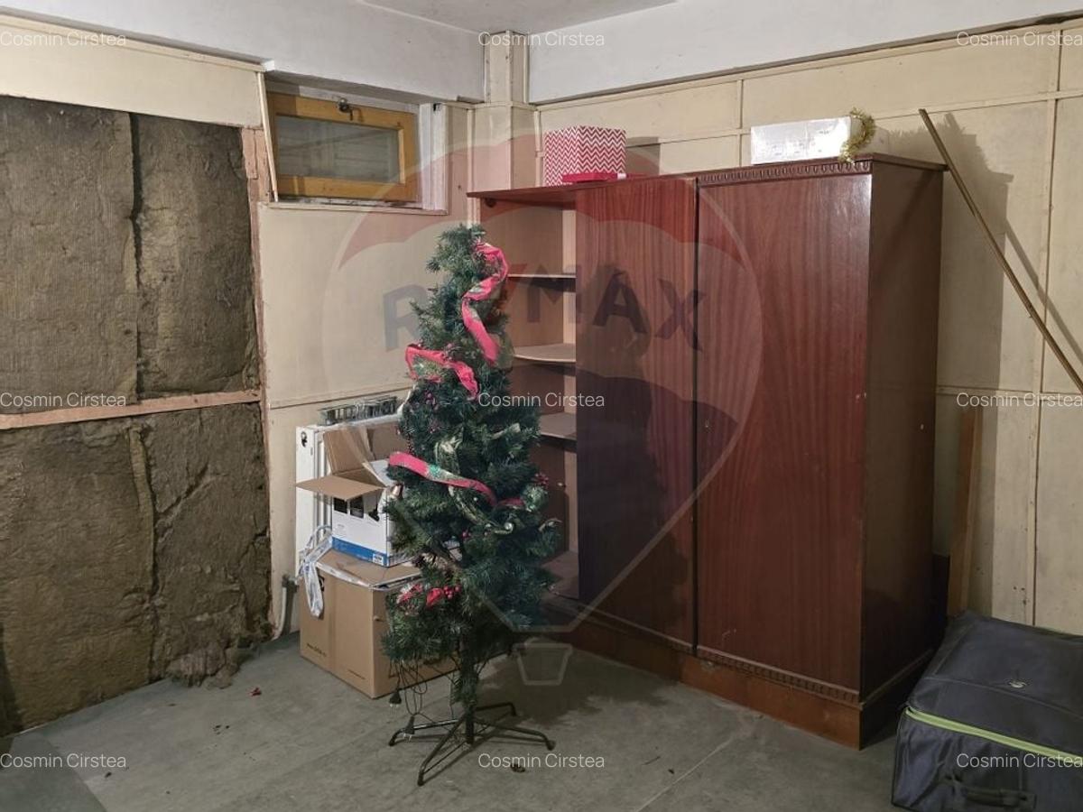 DE VANZARE Casa / Vila cu 6 camere in Popesti-Leordeni - 49