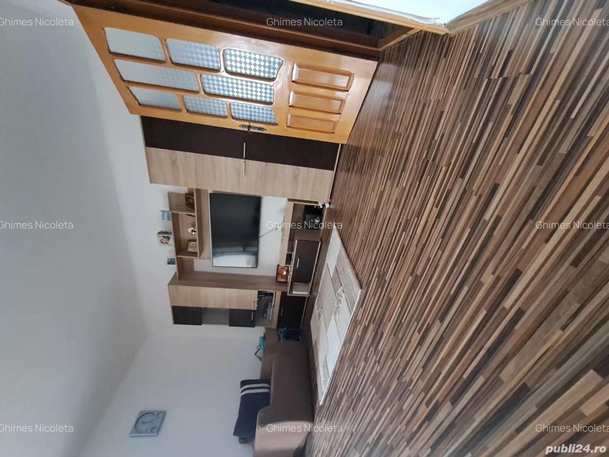 Proprietar efer spre vanzare garsoniera zona far 34mp etaj 1 - 3