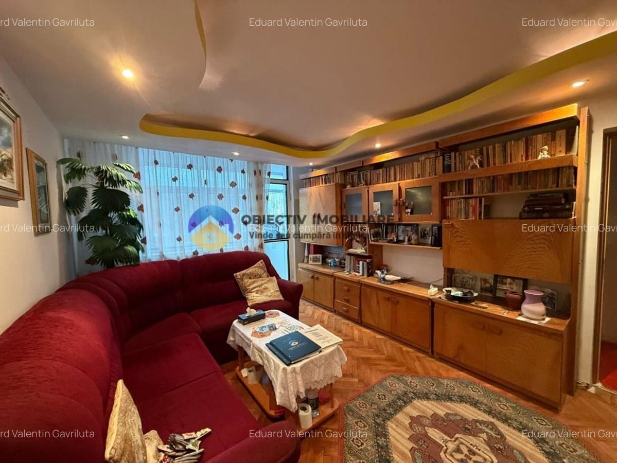 Apartament 2 camere - Centru, Etaj 2 - 1