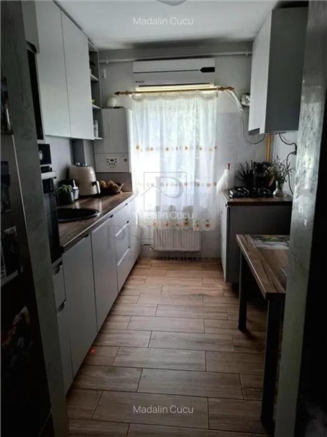 LIPOVEI - 3 CAM - DECOMANDAT - ETJ.2 - BOXA - CENTRALA/AC - ZONA EXCELENTA - 1