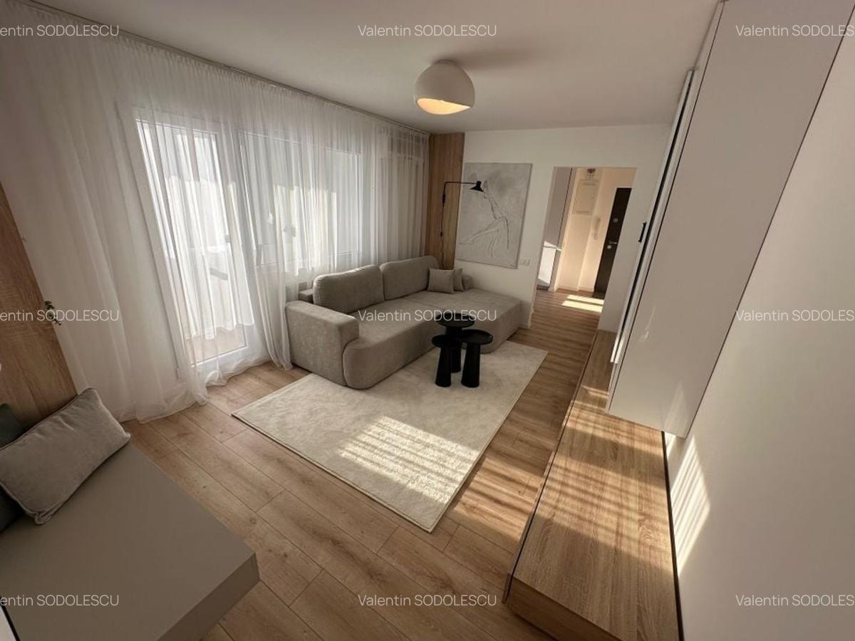 Apartament cu 3 camere semidecomandat în Circumvalațiunii - 2