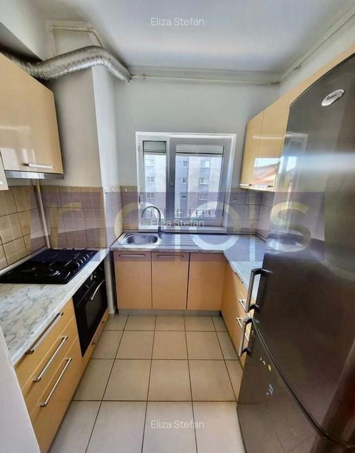 VANZARE APARTAMENT 2 CAMERE OZANA 1 DECEMBRIE 1918 BLOC 2013 DECOMANDAT - 5