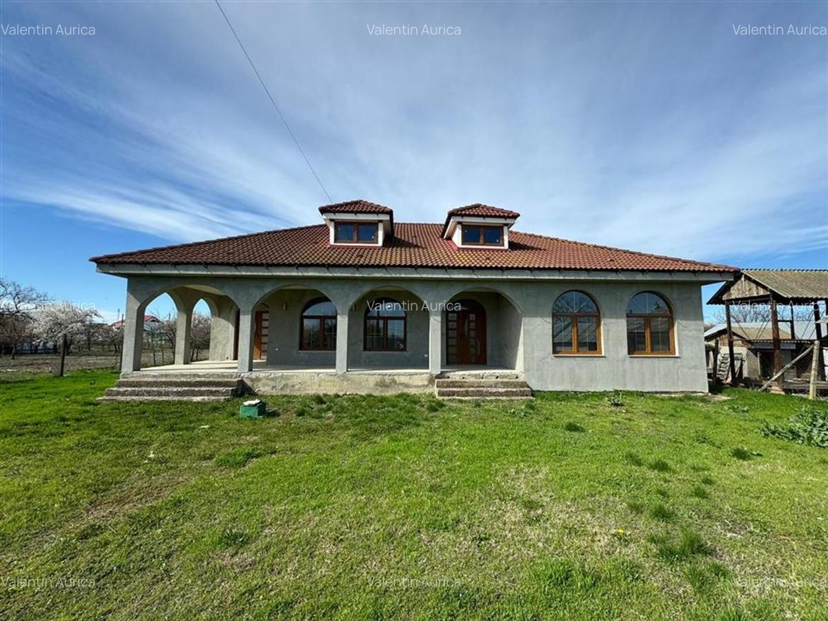 Casa noua de vanzare in Vulturu - H?ngulesti 89.000 Euro - 2