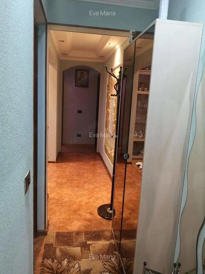 Apartament cu 3 camere de inchiriat in zona Complexul Studentesc - 4