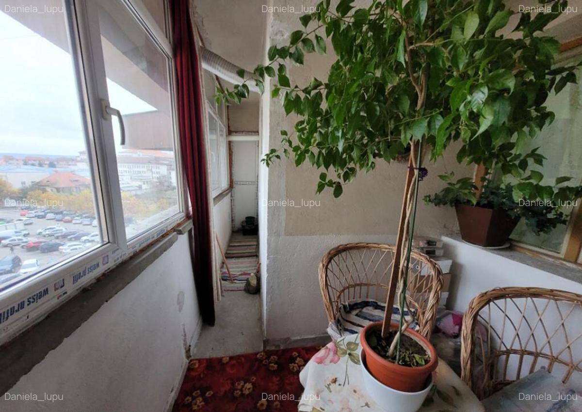 Apartament 3 camere , ultracentral, Calea Eroilor - 9