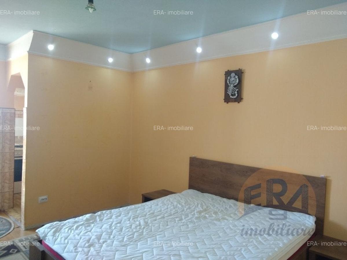 Garsonieră decomandată, mobilată în Rogerius - 1