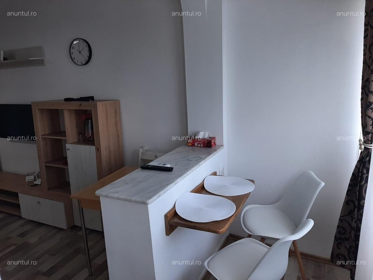 Metrou Favorit, garsoniera - 11