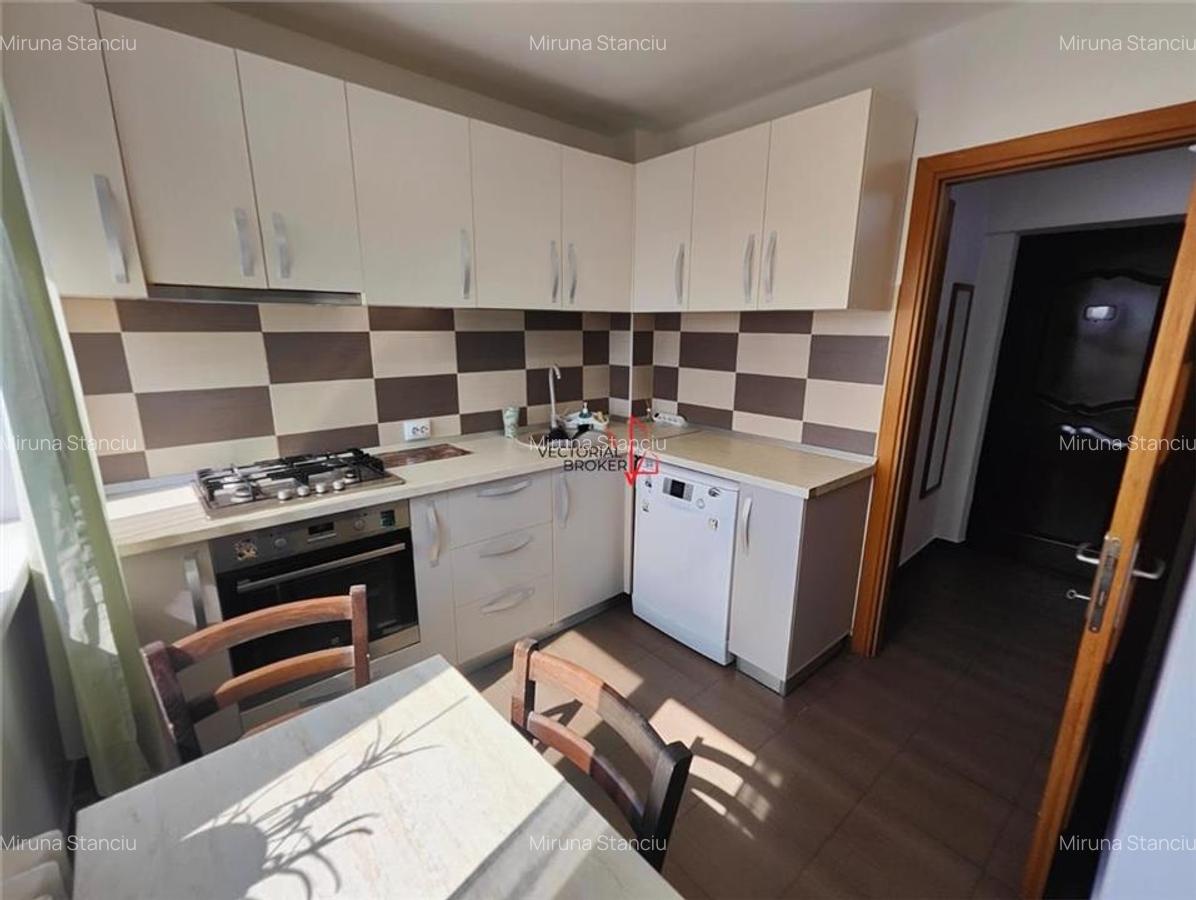 Vanzare apartament 3 camere in Titan-  7 min Metrou !!! - 2