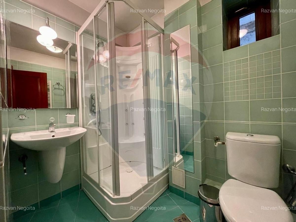 Apartament cu 3 camere de vanzare in zona Schei - 7