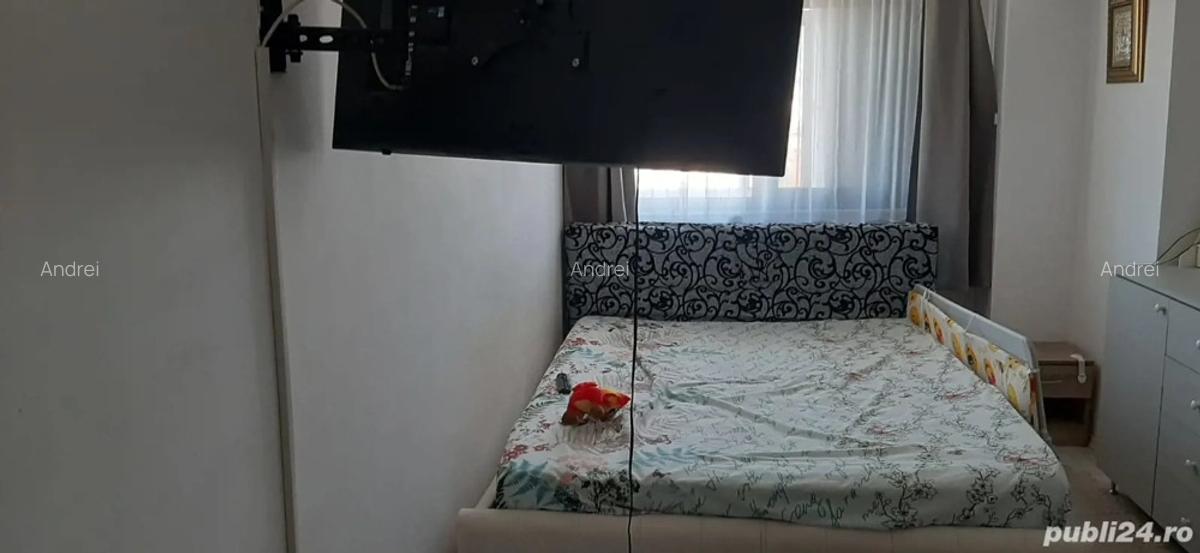 De vanzare apartament 2 camere decomandat, zona 23 August - Policlinica 700 - 2