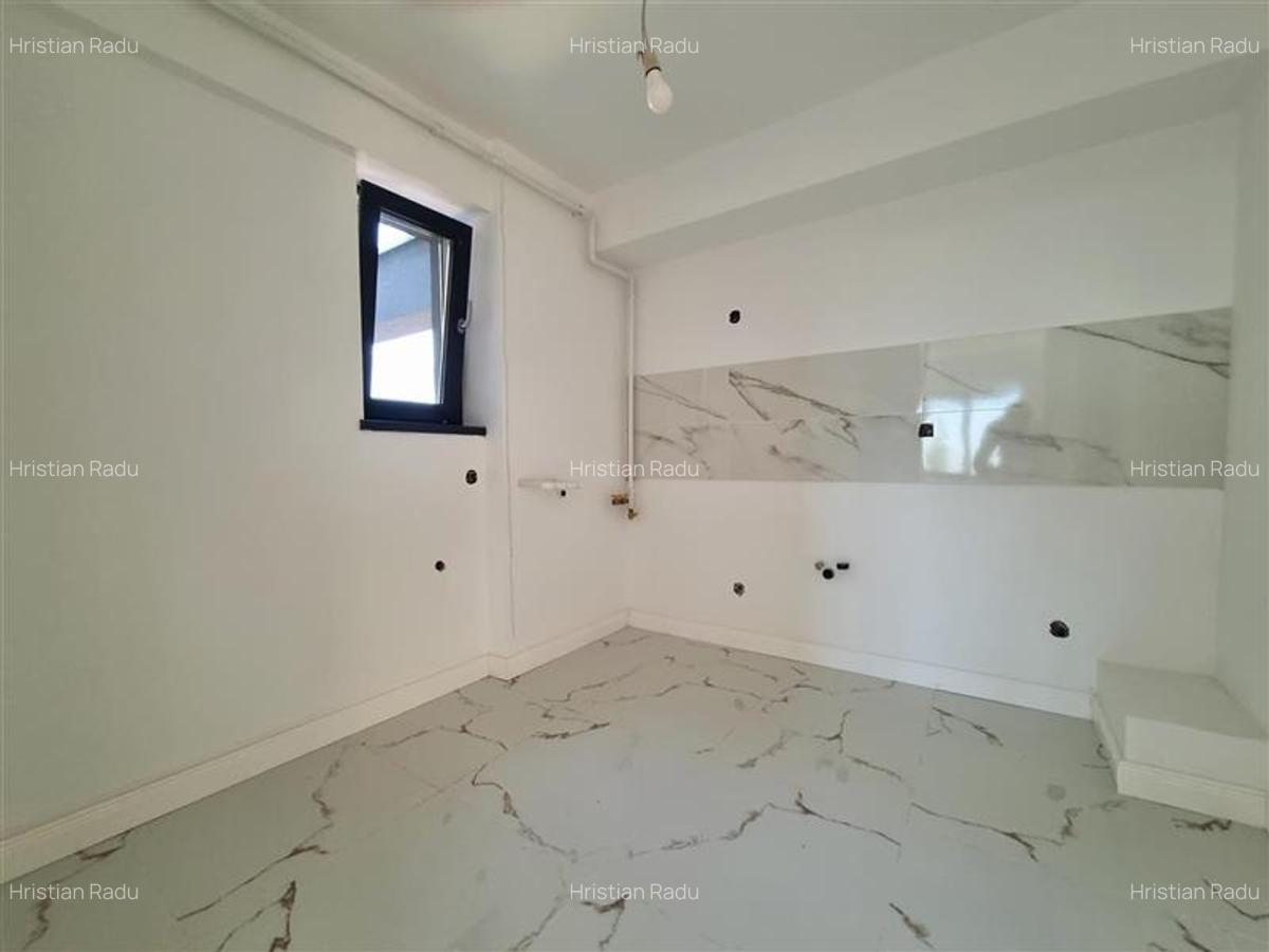 Apartament cu 2 camere semidecomandat în Bucureștii Noi - 13
