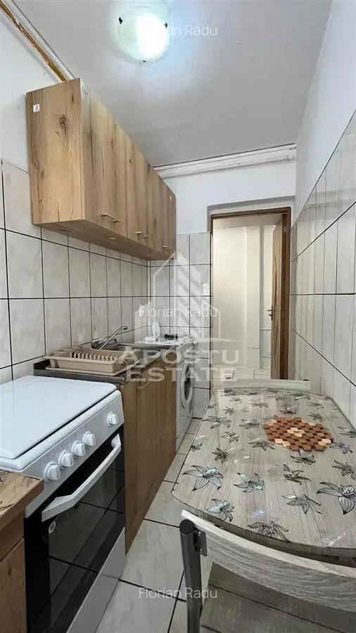 Apartament cu 3 camere, zona Dacia, Centrala Proprie - 7