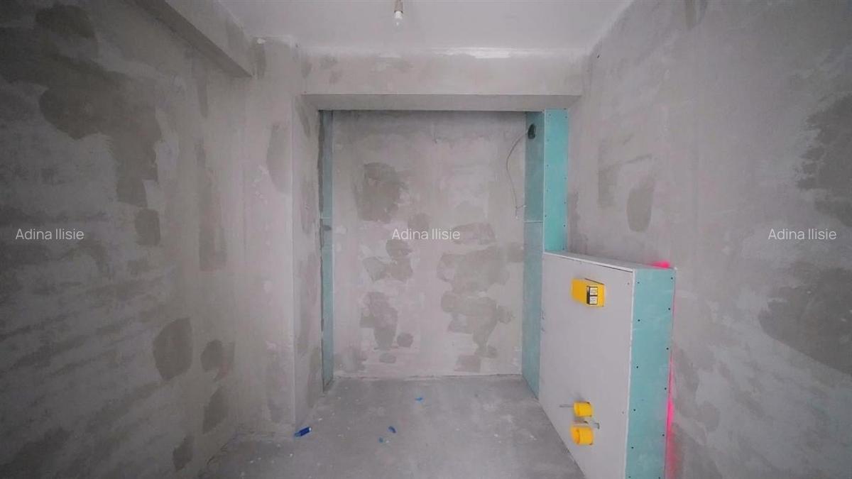 Apartament cu 3 camere decomandat în Central - 2