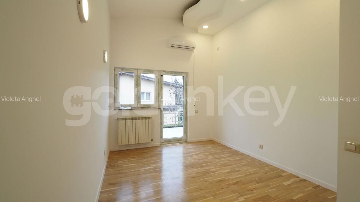 Vila spatioasa cu 6 camere si 500mp teren - 13