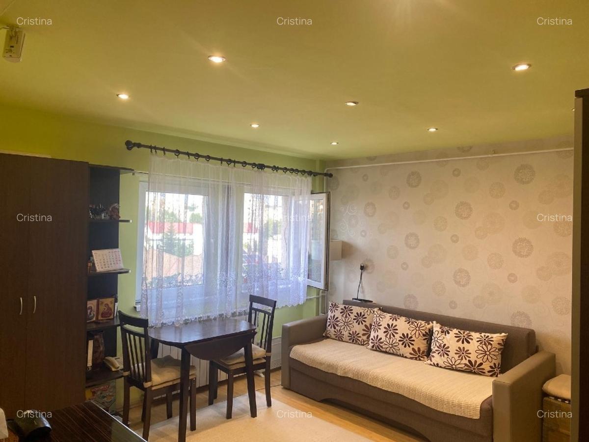 Vand apartament 1 camera, Mănăștur, strada Bucegi, in spate la Petrom - 1