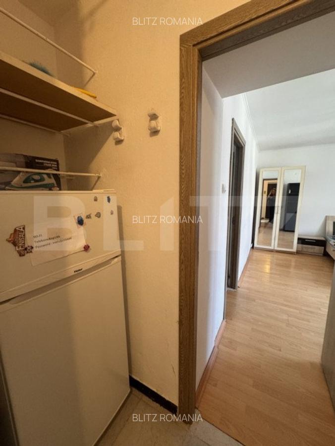Apartament cu 2 camere, 44 mp, zona Piata 700 - 9