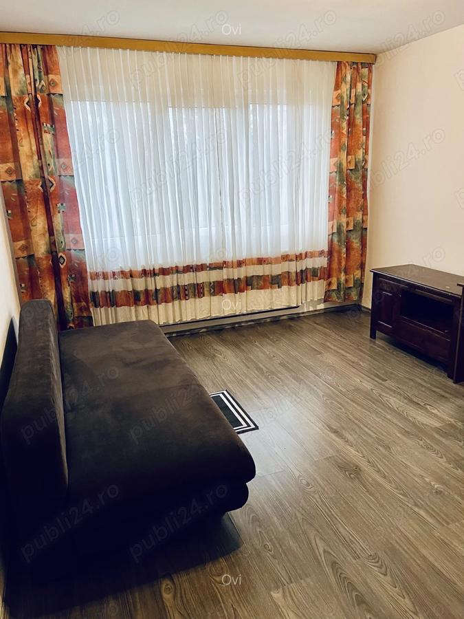 Inchiriez garsoniera zona Garii - 2