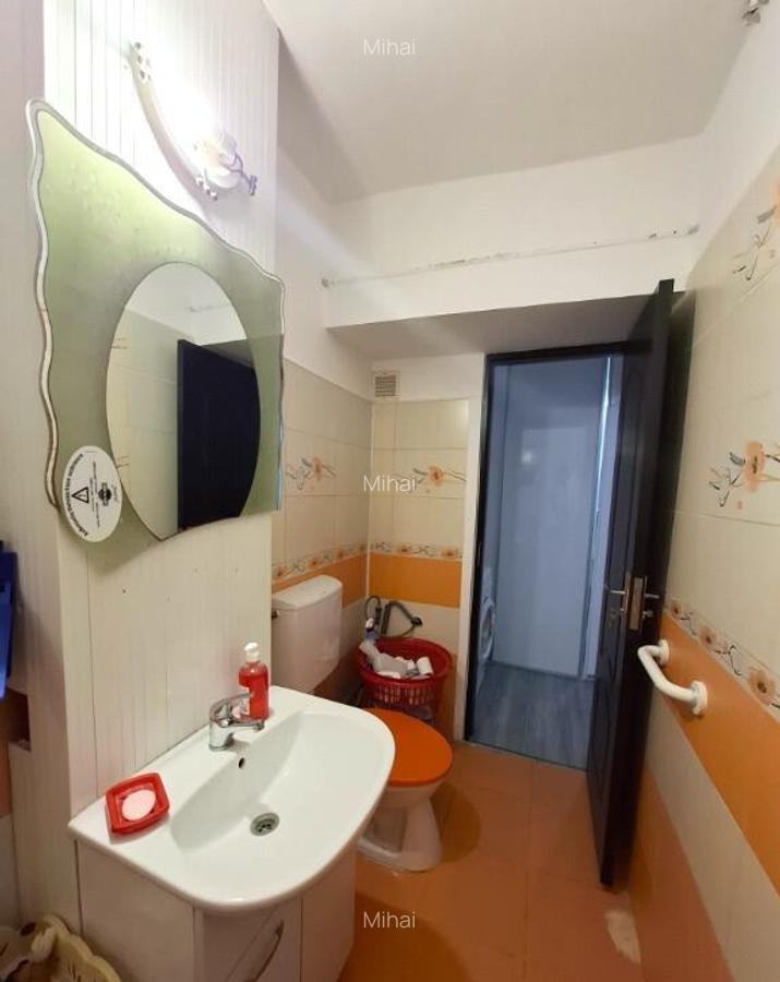 Apartament 3 camere ,zona doi stejari - 4