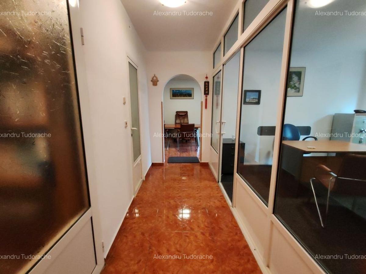 Birou de 50 mp de închiriat - Str. Toamnei - 7