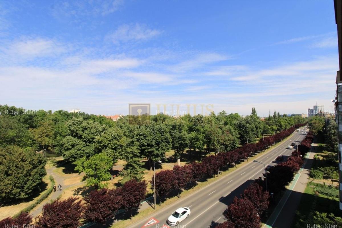 Apartament cu 3 camere semidecomandat, mobilat în Semicentral - 2